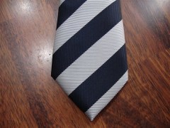 cravatta sartoriale pura seta,disegno regimental bengala