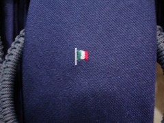 cravatta con bandiera italiana in tessuto Saia di pura seta