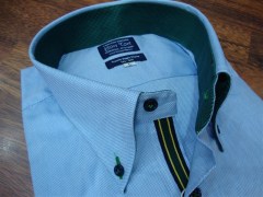 camicia giro inglese 80/2 doppio ritorto, celeste con nastrino verde-giallo-blu